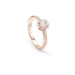 Damiani Anelli | Anelli Di Fidanzamento>Anello di fidanzamento in oro rosa con diamante taglio smeraldo